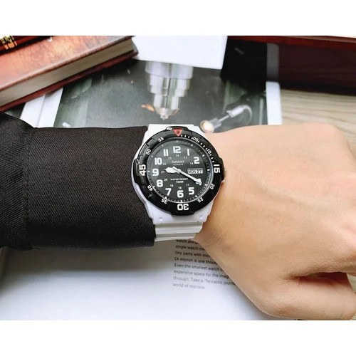 Casio MRW-200HC-7BVDF vyriškas laikrodis, baltas image 2