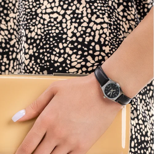 Casio LTP-V006L-1B2 moteriškas laikrodis image 3