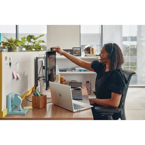 HP Poly Blackwire 3220 Stereo USB-C ausinės su adapteriu image 1