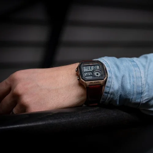 CASIO AE-1200WHL-5A vyriškas laikrodis, rudas dirželis image 3