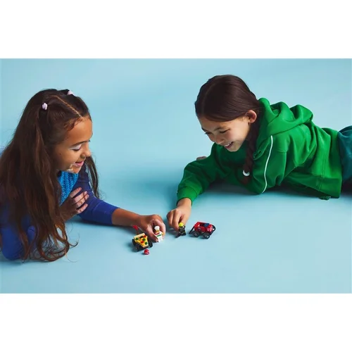 LEGO City Pizza vs. Fire Truck Race Car Pack 60458 image 3