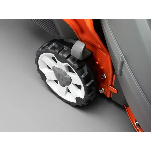 Husqvarna LC 353VE savaeigė benzininė žoliapjovė image 3