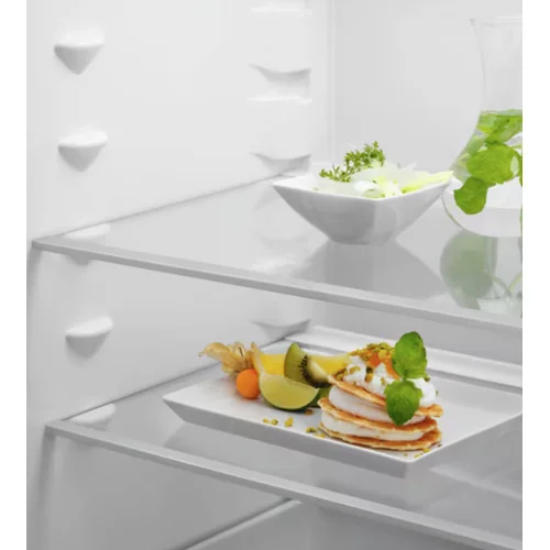 Įmontuojamas šaldytuvas Electrolux 700 TwinTech ENA7NE18S image 2