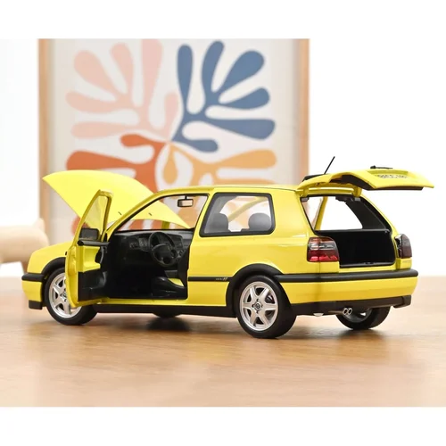 Norev Volkswagen Golf III GTI 1994, 1:18 image 3