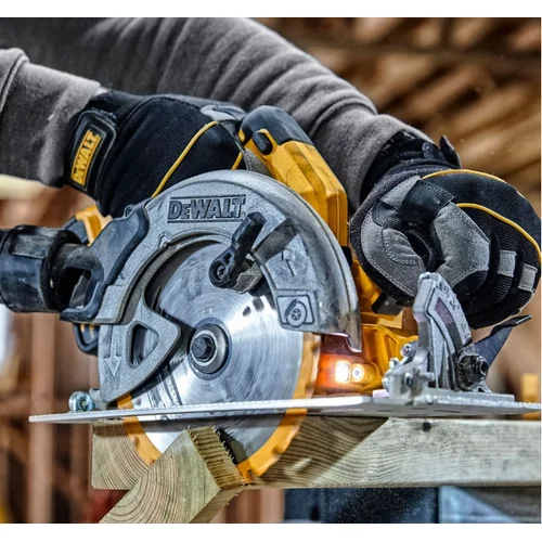 DEWALT DCS570N-XJ akumuliatorinis diskinis pjūklas, 18 V image 3