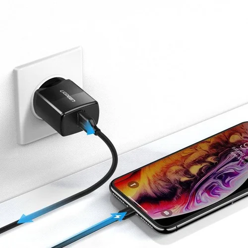 Ugreen 2.1 A USB įkroviklis, juodas image 3