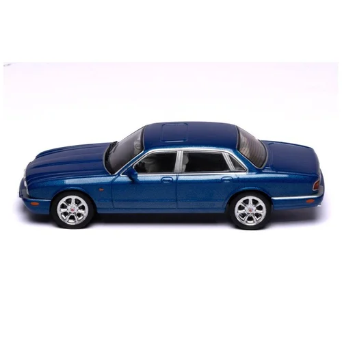 IXO Models Jaguar XJ8 (X308) 1998, 1:43 image 3