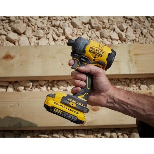 STANLEY SFMCF820D2K-QW 18 V smūginis suktuvas image 2