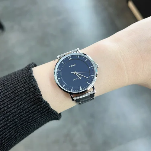 CASIO LTP-VT04D-2A moteriškas laikrodis, mėlynas ciferblatas image 3
