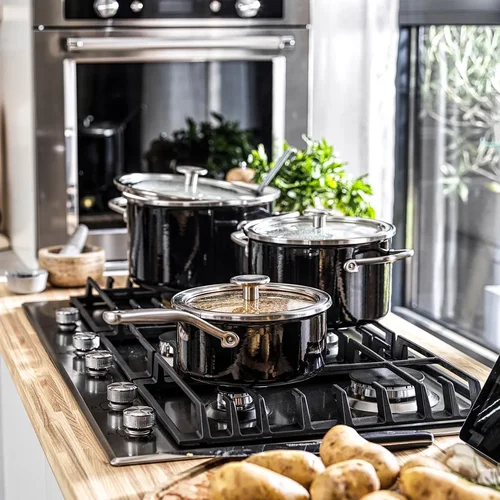 KitchenAid Emaliuotas troškintuvas su dangčiu 18 cm, 2 l image 3
