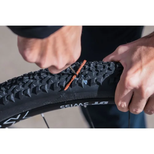 ZEFAL TUBELESS REPAIR KIT - JUODAS TUBE W CLIP dvir. įrankių rinkinys image 2