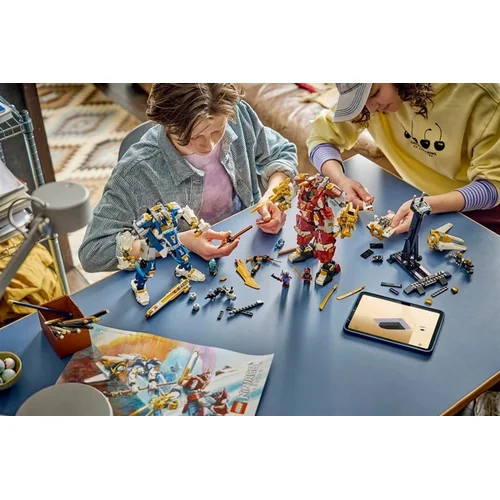 LEGO The Twin Titan Mechs 71870 image 3