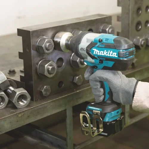 MAKITA DTW1001Z 18 V Akumuliatorinis smūginis veržliasukis image 3