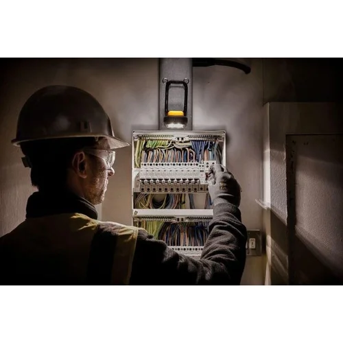 DeWalt DCL182-XJ LED darbo lempa ir žibintuvėlis, USB-C, 1000 lm image 2