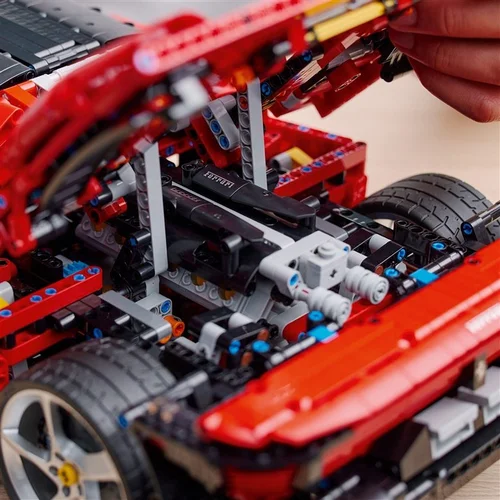 LEGO® Technic Ferrari Daytona SP3 42143 image 3