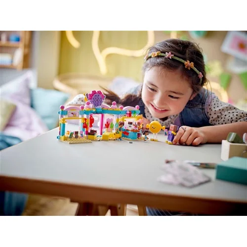LEGO® Friends Heartlake City Sweet Shop 42649, 376 vnt. image 3