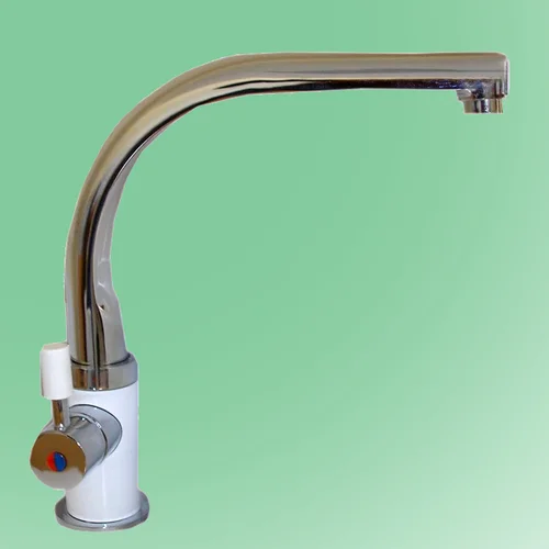 A1000 virtuvinis maišytuvas image 1