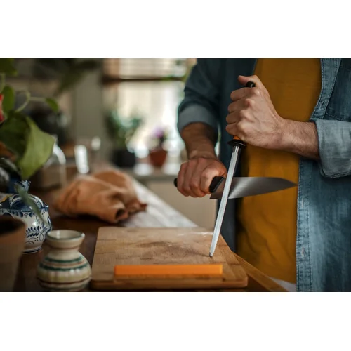 Fiskars FF plieninis galąstuvas 20 cm image 2