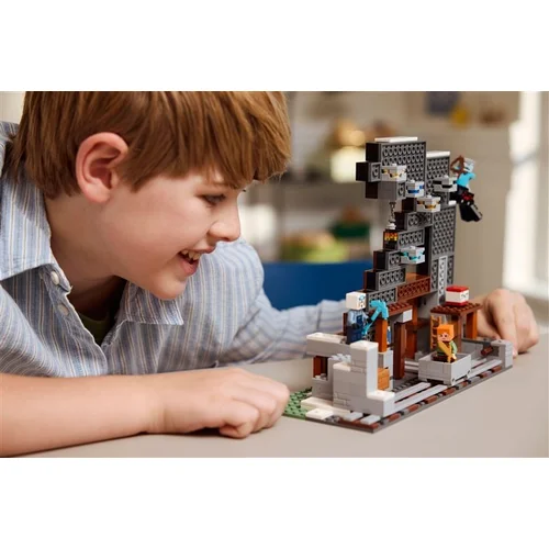 Konstruktorius LEGO® Minecraft The Pickaxe Mine 21277 530 detalių image 3