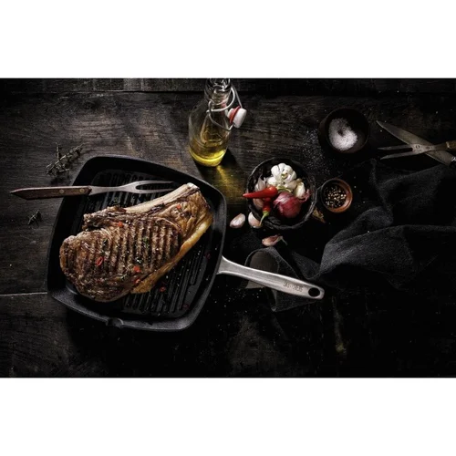 Skottsberg rifliuota ketaus keptuvė 24×24 cm image 3