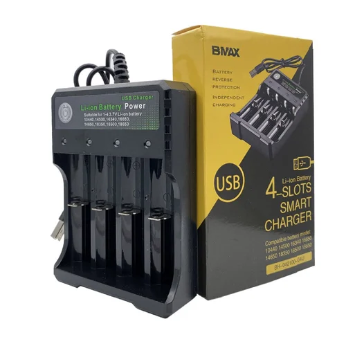 BMAX USB baterijų įkroviklis 3.7V, 4 lizdai 18650 image 1