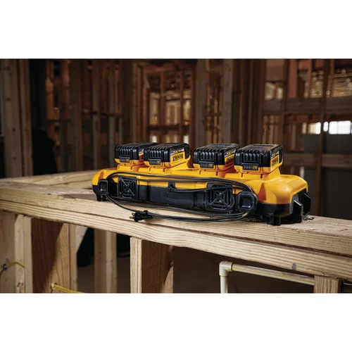 DeWalt DCB104-QW keturvietis kroviklis 12/20 V Li-ion image 2