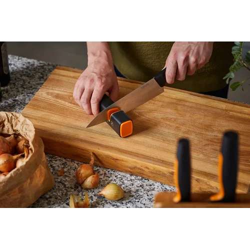 Fiskars FF didelis virėjo peilis image 2