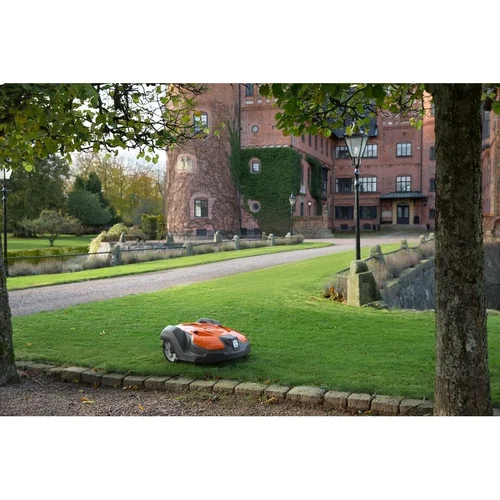 Husqvarna Automower® 550 image 3