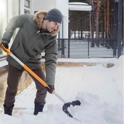 Fiskars 1062827 Sniego kastuvas su kotu 35 cm image 3