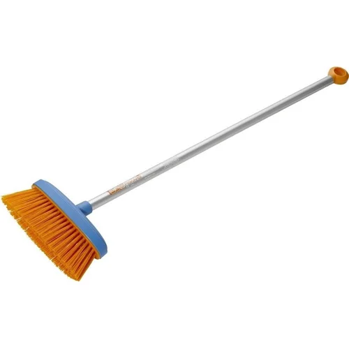 MY FIRST FISKARS™ Vaikiška lauko šluota image 1