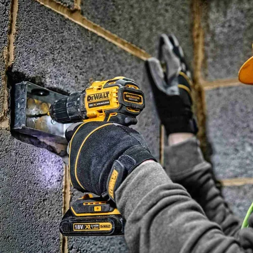 DeWalt DCD708S2T-QW 18V Akumuliatorinis suktuvas-gręžtuvas 2x1,5Ah image 2