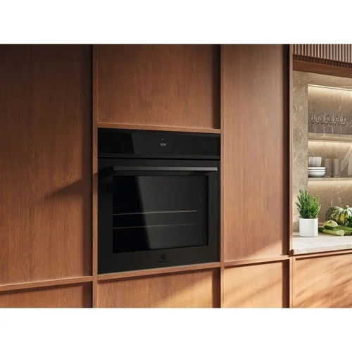 Electrolux MealAssist SteamPro EOB9S3XT image 3
