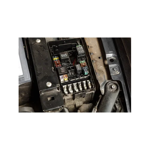 Atomobiliai saugikliai, 11 mm pločio, 10 vnt. image 3