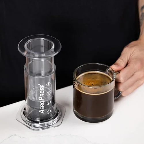 AeroPress Clear 250 ml rankinis kavinukas image 3