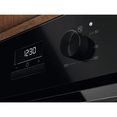 Electrolux 300 serija LOH3H00BK Įmontuojama orkaitė image 3