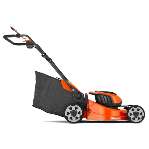 Husqvarna LC 142i akumuliatorinė vejapjovė 42 cm image 3