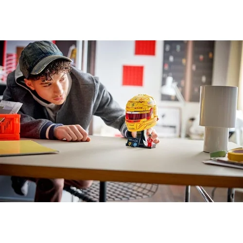 LEGO Scuderia Ferrari HP Lewis Hamilton Helmet image 3